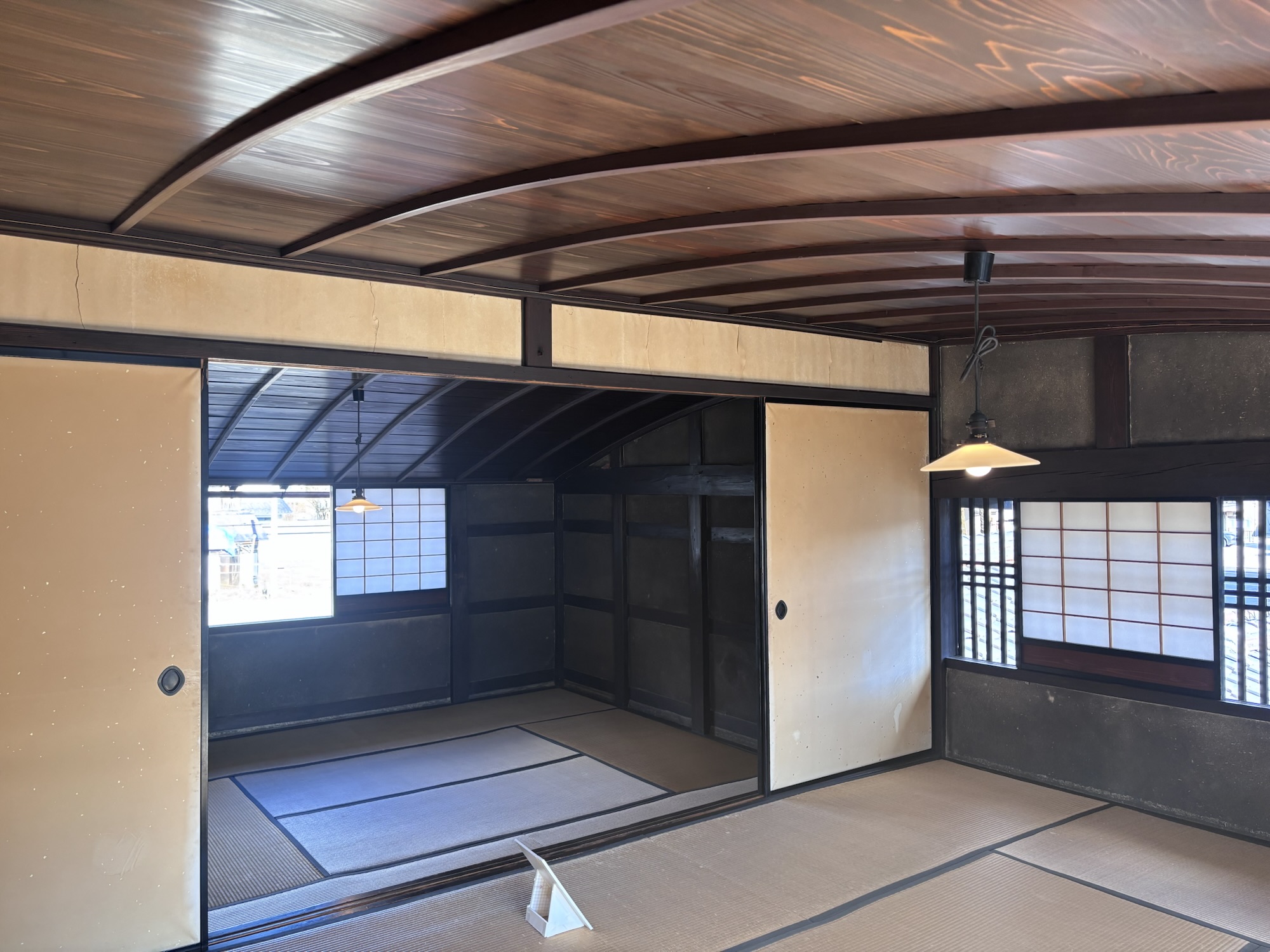 シンプルな屋根裏部屋